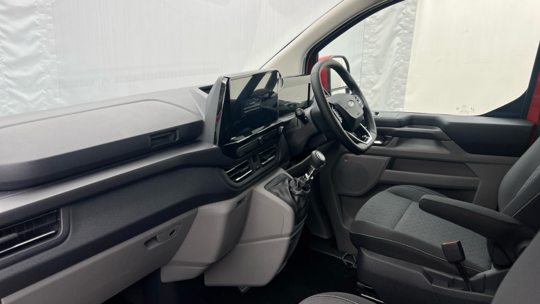 Ford Tourneo Custom 320 L1 Diesel Fwd 2.0 EcoBlue 150ps H1 Titanium 8 seater